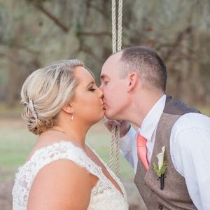 Meet your Posher, Casey